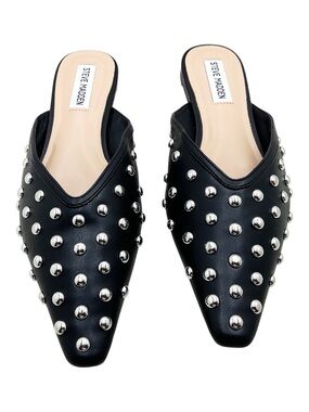 🆕{Steve Madden} Mayah Silver Studded Mules